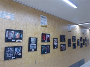 La exposición cuenta con 36 fotos de "Ayer y de HOy"