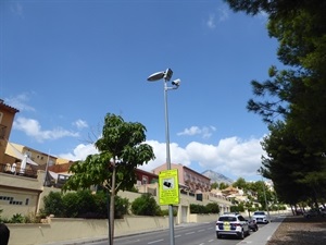 Cámara de vigilancia instalada junto al contenedor de poda