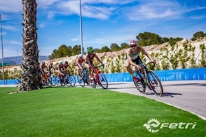 En todos los nacionales los duatletas completaban 5 km. de bicicleta