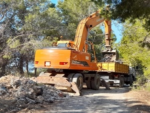 El Ayuntamiento de La Nucía retirará todos los vertidos frente a Bello Horioznte