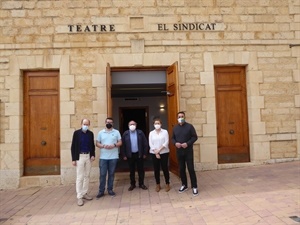 Francesc Sempere, Director Auditor y Coordinador Cultura, Pepa Ivorra, portavoz PSOE La Nucía, Pepe Cano, concejal Serv. Técnicos, Pedro Lloret, concejal de Cultura y Bernabé Cano, alcalde de La Nucía