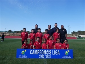 El Benjamín "C" del CF La Nucía tuvo su reconocimiento como campeón de liga