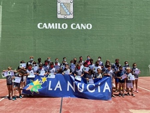 Con la entrega de diplomas finalizó este III Campus de Pilota el pasado viernes