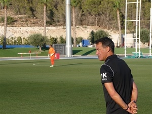 Luís García Plaza, entrenador del Mallorca, durante el encuentro