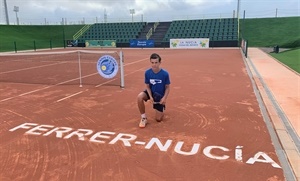 Sergi Fita ganó el torneo en individuales y dobles
